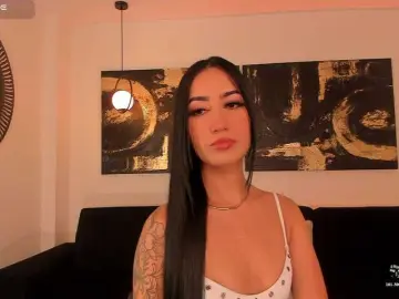 Bongacams Nude Webcam of CaitlynBell