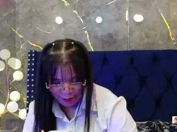 Bongacams Free Porn Cam of innocenthazel