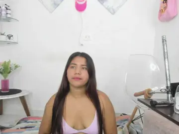 Bongacams Watch Live Sex Cams of curvylattina