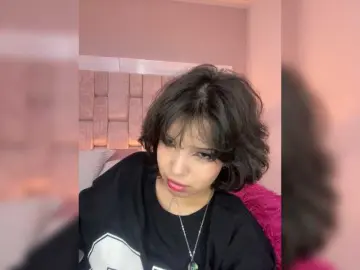 Bongacams Adult Webcam of SophieCollins
