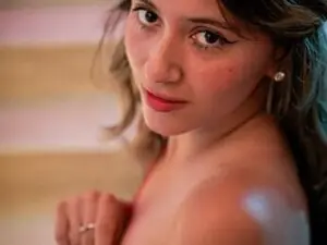 Myfreecams Sex Cam of julieth_love_