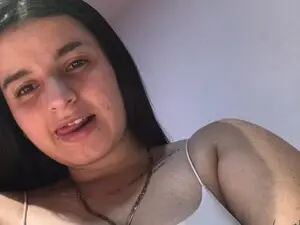 Myfreecams Free Live Porn of Aidana19