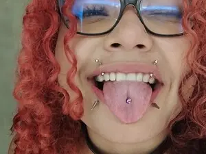 Myfreecams Watch Live Sex Cams of IrisFeitan