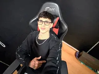 Streamate Nude Webcam of DanntheStiff67