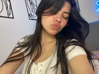 Streamate Adult Webcams of PaulinaMoure
