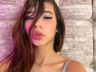 Streamate Adult Webcams of SkynZayn
