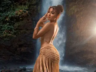 Streamate Live Porn of ValleryJohnson