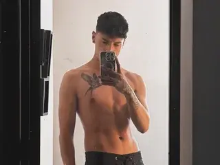Streamate Live Porn of Gabriel_tw