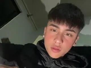 Streamate Free Live Porn of Temtionkingscs26