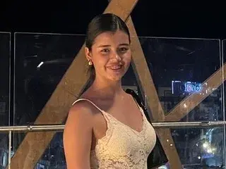 Streamate Sex Chat of heyits_mia