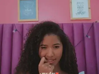 Streamate Adult Webcams of blacksweetiee
