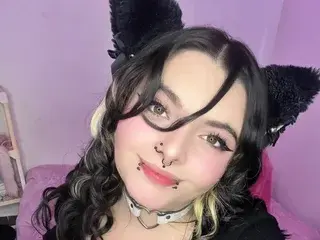 Streamate Nude Webcam of SachiMeow