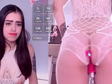 Stripchat Live Sex Cam of Emma__Erotic