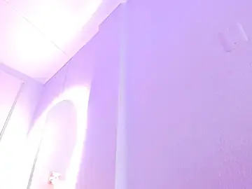 Stripchat Live Sex Cam of bigboobsnaughty1