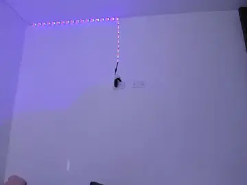 Stripchat Free Porn Cam of Renata_reyes11