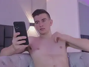 Stripchat Best Webcam of MikaelSlow