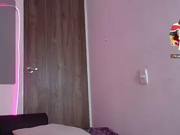 Stripchat Free Live Porn of mady_gh