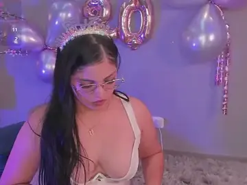 Stripchat Live Sex of Hailey-Fox