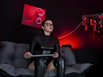 Stripchat Adult Webcam of AriaaBliss