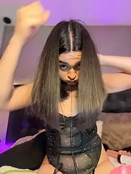 Stripchat Best live sex cam show of MiahWindsor