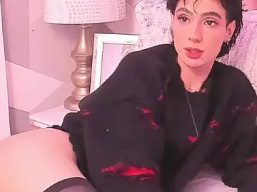 Stripchat Free Live Porn of KylieMonnett