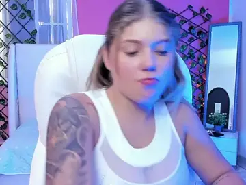 Stripchat Nude Webcam of alaia_greyy