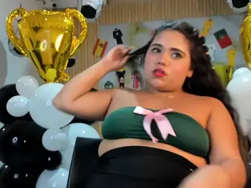Stripchat Free Live Porn of samy_19_