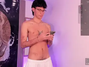 Stripchat Live Sex of Alexx_tc