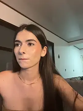 Stripchat Adult Video Chat of Coralinee_01