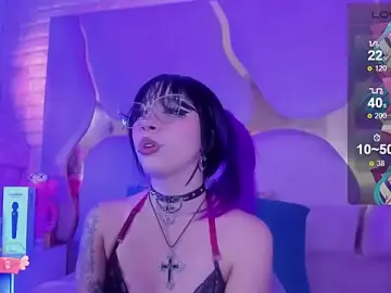 Stripchat Free Porn Cam of NaniiSisy
