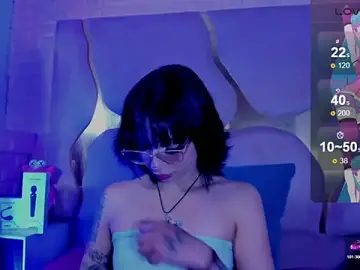 Stripchat Best Webcam of NaniiSisy