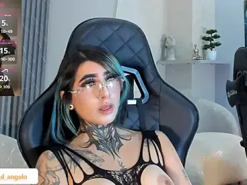 Stripchat Live Sex Cam of Alahia_Dangelo