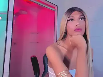 Stripchat Free Porn Cam of nicol_gill_