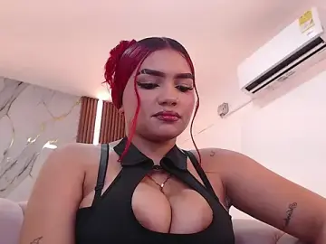Stripchat Nude Webcam of aixa_show