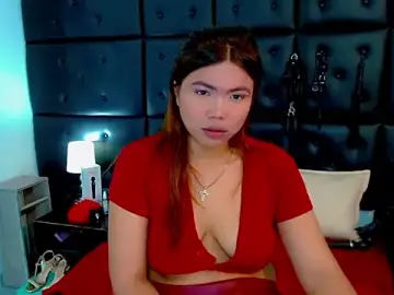 Stripchat Live Porn of Cloelombard
