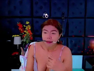 Stripchat Live Sex of Cloelombard