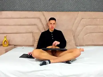 Stripchat Live Porn of thiago19s