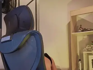 Stripchat Free Live Porn of EdwardRoss_