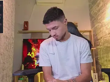 Stripchat Best Webcam of EdwardRoss_