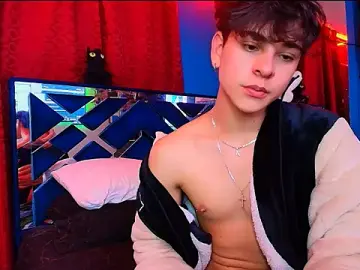 Stripchat Best live sex cam show of Luke_Howland