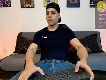Stripchat Sex Chat of jonathanjoestar_