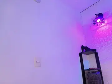 Stripchat Live Sex Cam of miku_katsuragi