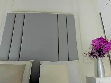 Stripchat Watch Live Sex Cams of CannelaSmith