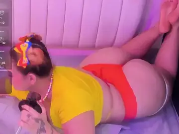 Stripchat Live Sex Cam of sharlotthe_bigass
