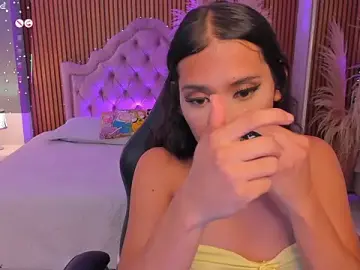 Stripchat Watch Live Sex Cams of CamilaHarperr_