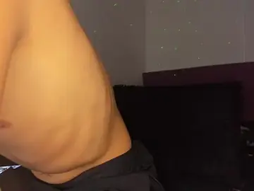 Stripchat Watch Live Sex Cams of HeellBoy_