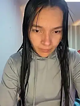 Stripchat Sex Cam of _shantal_smith