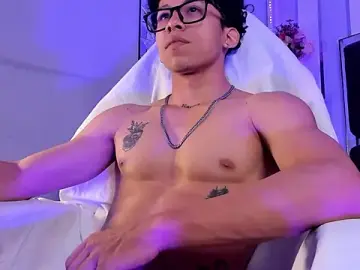 Stripchat Best Webcam of AkazaBoy_