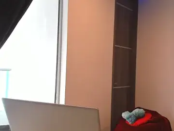 Stripchat Live Sex Cam of Dominiofit
