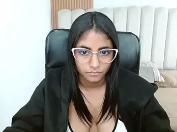 Stripchat Sex Cam of shaneelle